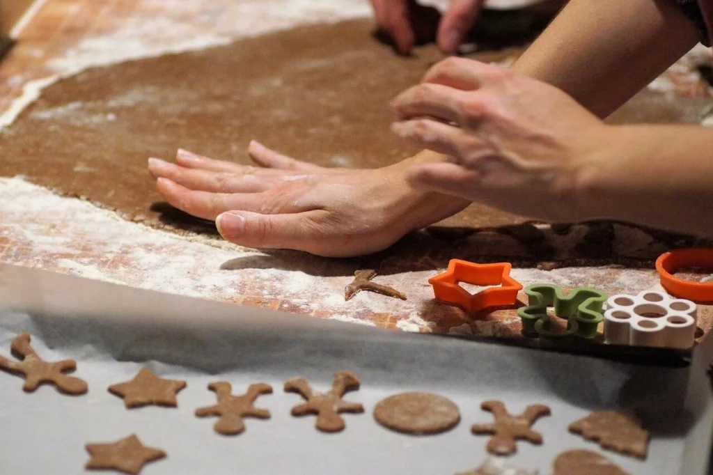 How to Make Perfect Gingerbread Men: A Classic Holiday Recipe